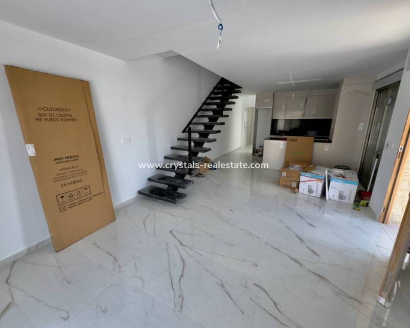 New Build - villa - Daya Nueva