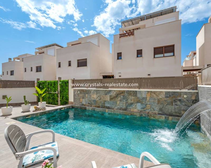 Resale - villa - Ciudad Quesada