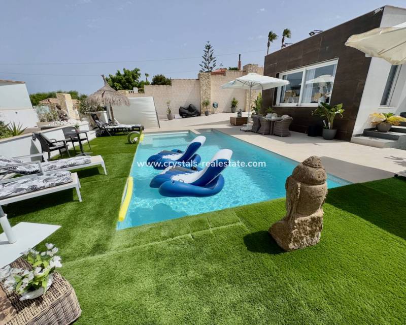 Resale - villa - Ciudad Quesada