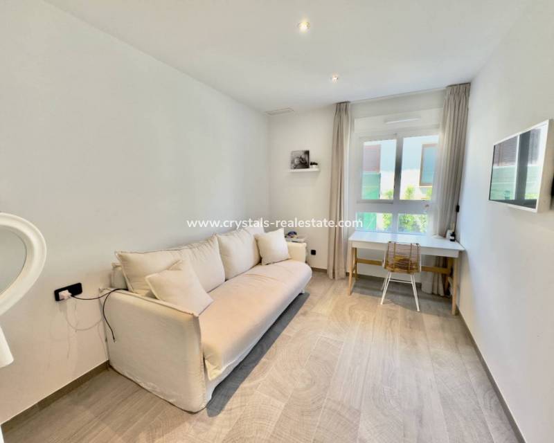 Resale - Apartment - La Finca Golf