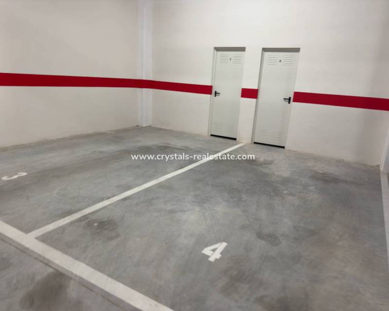 Resale - Apartment - La Finca Golf