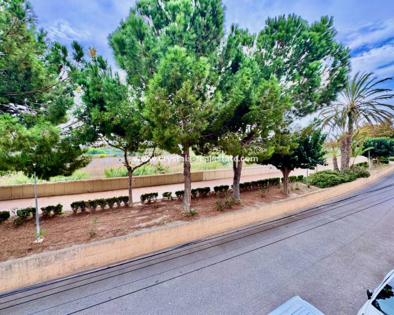 Resale - Apartment - Formentera del Segura