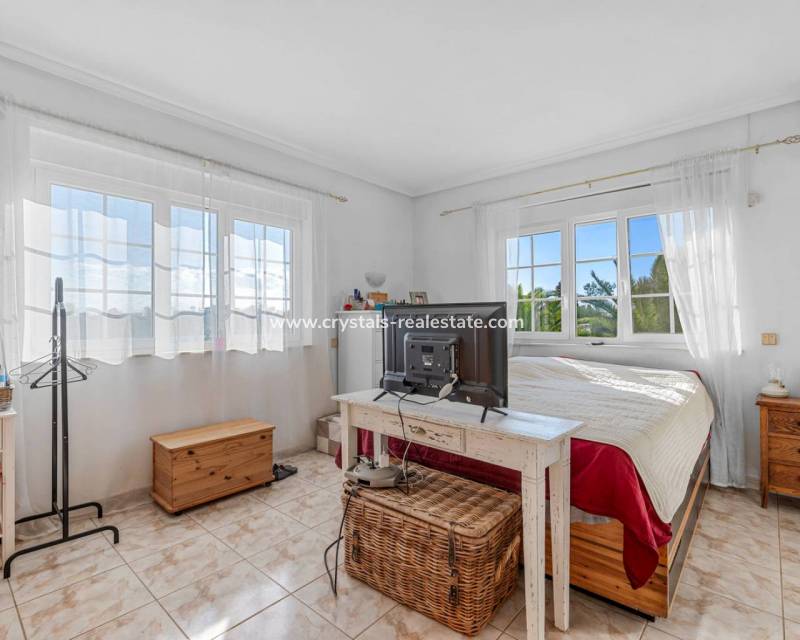 Venta - Finca / Country Property - Los Montesinos