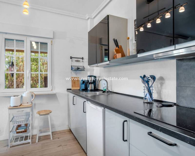 Venta - Finca / Country Property - Los Montesinos