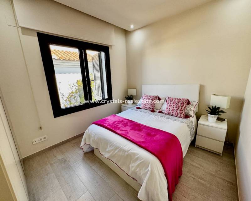 Revente - villa - La Finca Golf