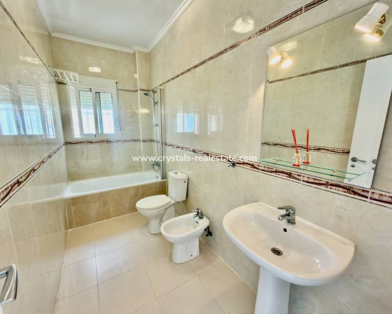 Resale - villa - Ciudad Quesada