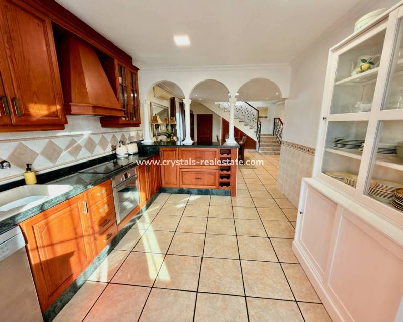 Revente - villa - Hondón de los Fráiles