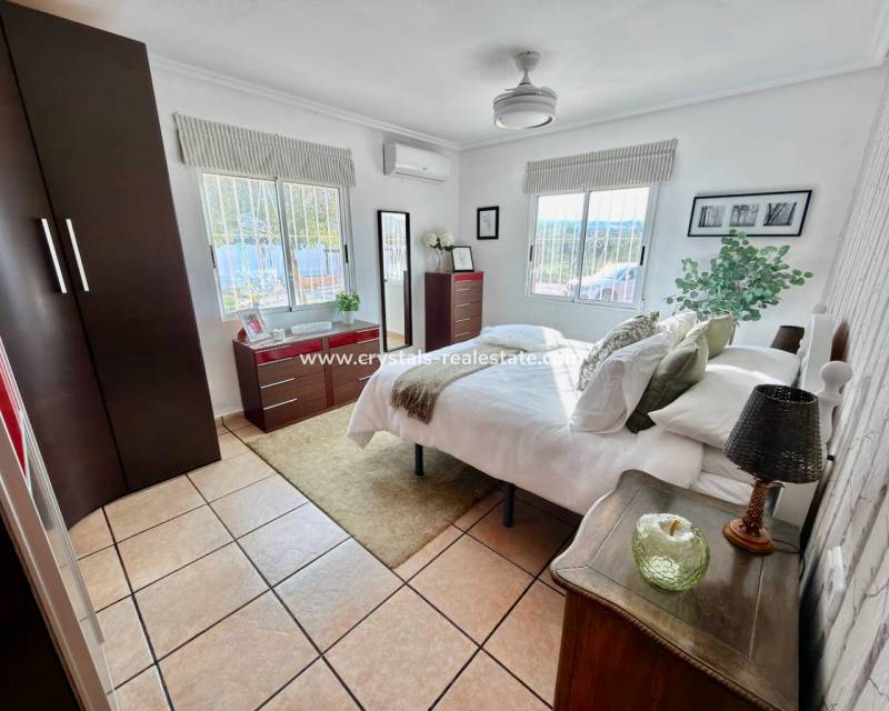 Revente - villa - Hondón de los Fráiles