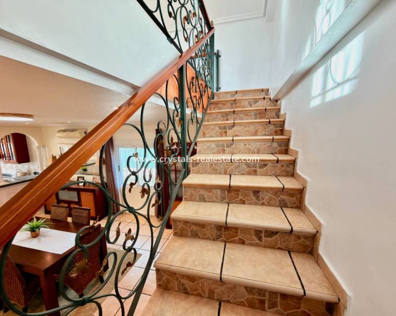 Revente - villa - Hondón de los Fráiles