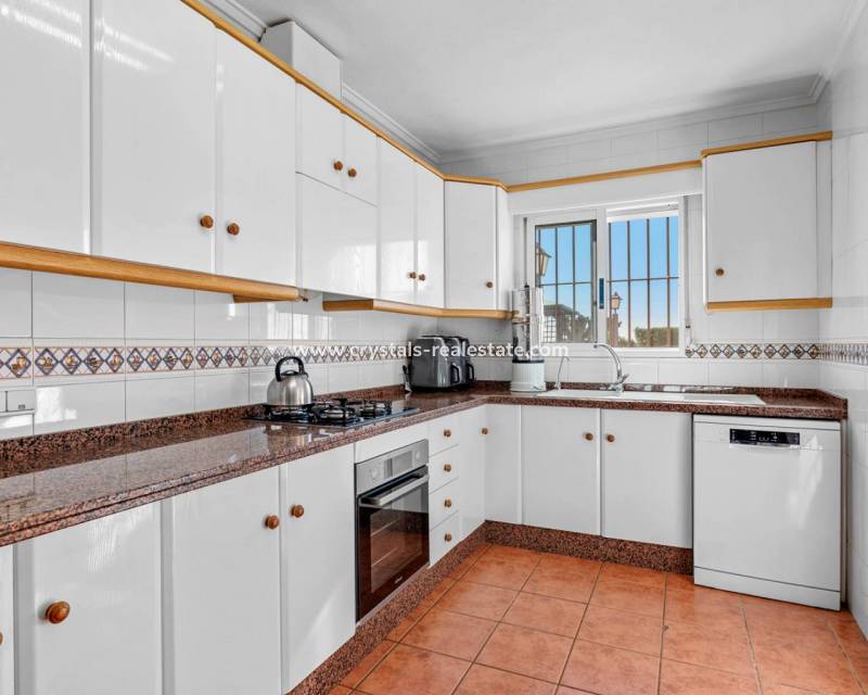 Venta - Finca / Country Property - Los Montesinos