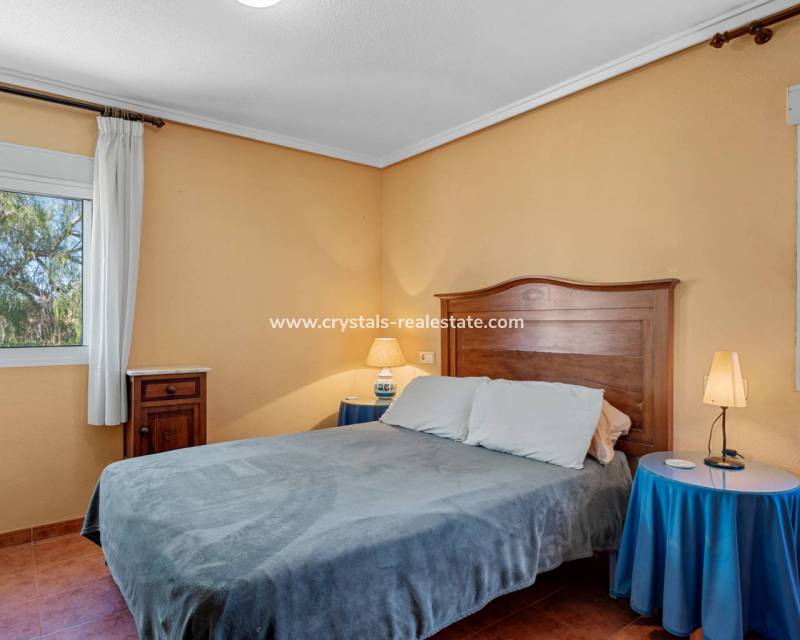 Venta - Finca / Country Property - Los Montesinos