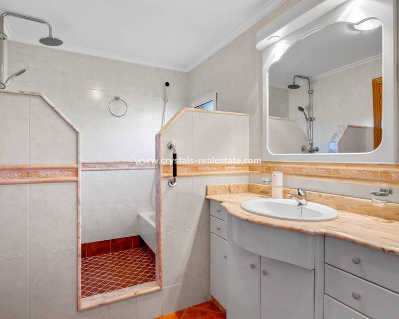 Venta - Finca / Country Property - Los Montesinos