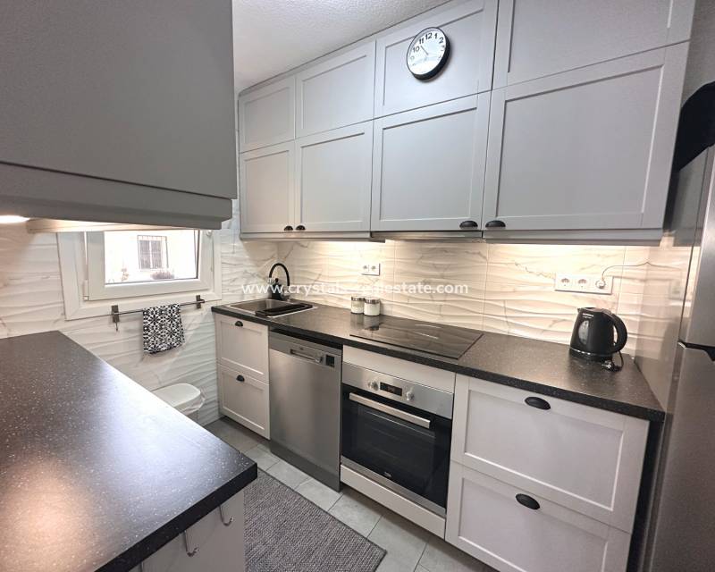 Resale - Apartment - Torrevieja - San Luis