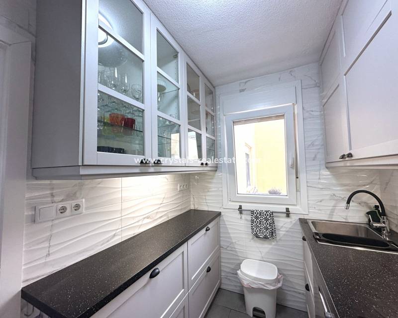 Resale - Apartment - Torrevieja - San Luis