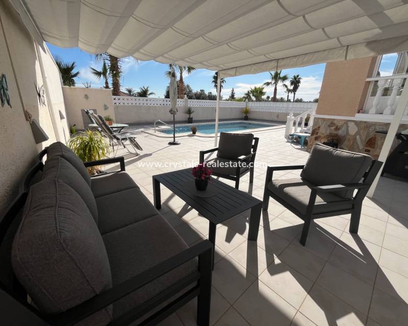 Resale - villa - Benijófar - Monte Azul/ El Dorado