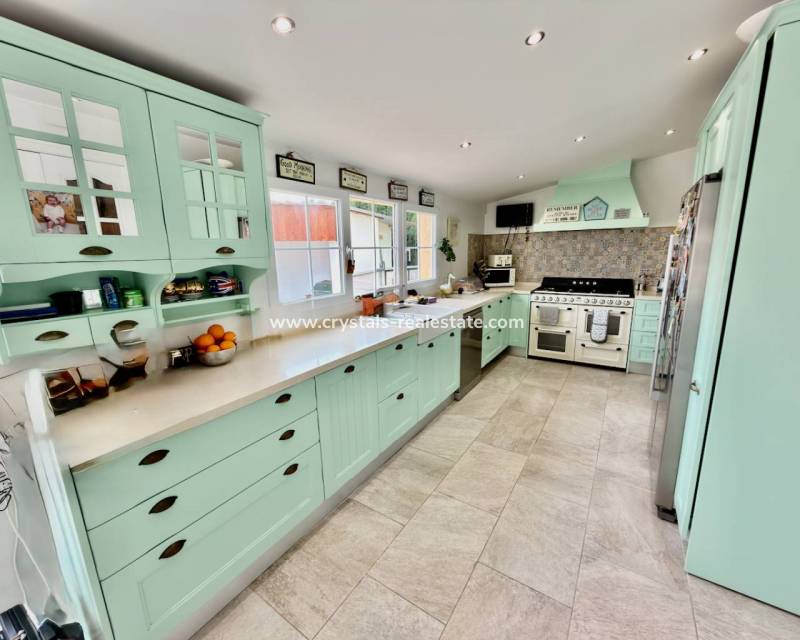 Resale - villa - Las Heredades - Heredades