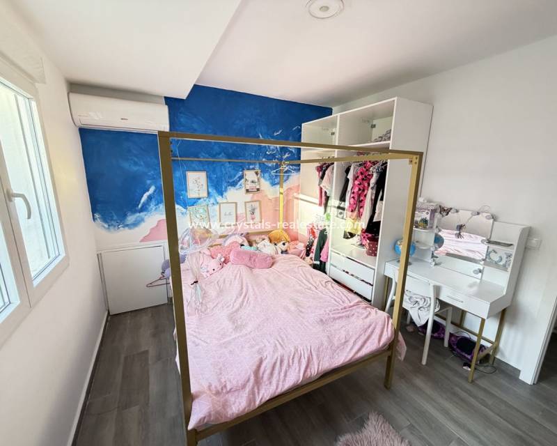 Resale - villa - Orihuela Costa - Las Filipinas