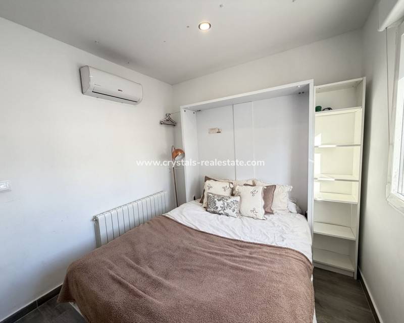 Resale - villa - Orihuela Costa - Las Filipinas