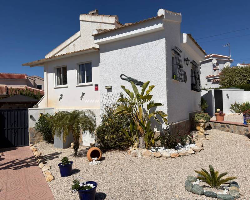 Resale - villa - Ciudad Quesada