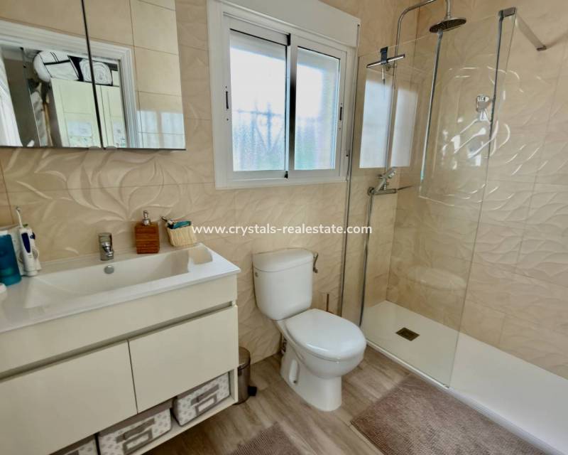 Resale - Finca / Country Property - Rafal