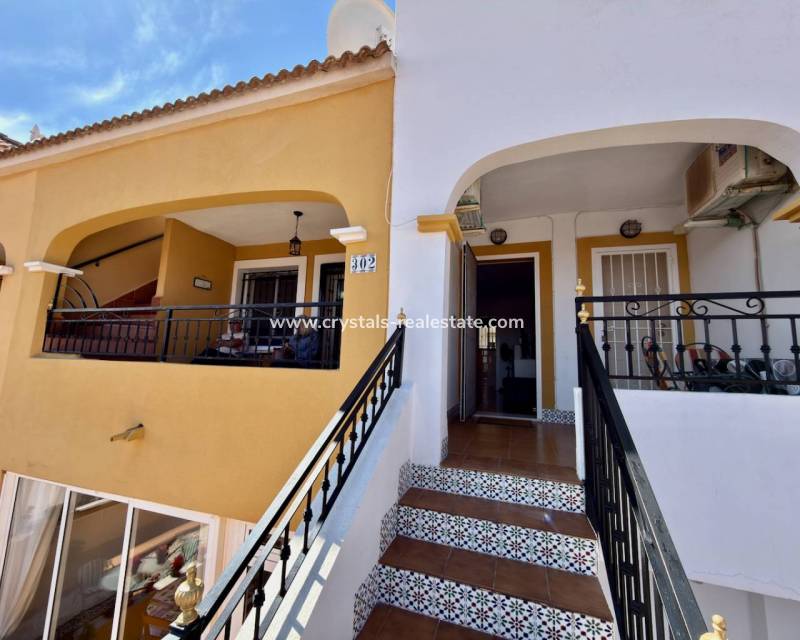 Resale - Apartment - Los Montesinos - La Herrada