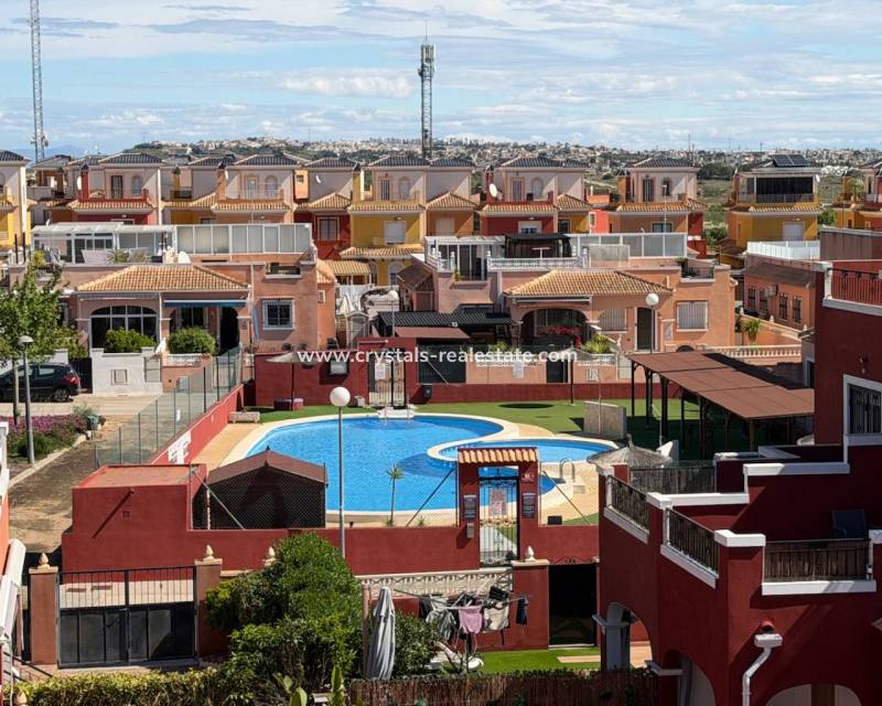 Resale - Apartment - Los Montesinos - La Herrada