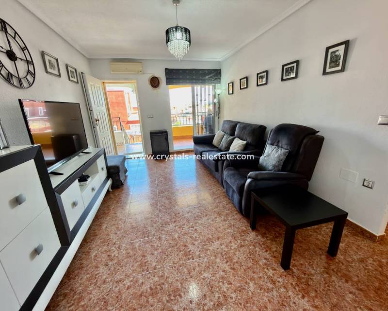 Resale - Apartment - Los Montesinos - La Herrada
