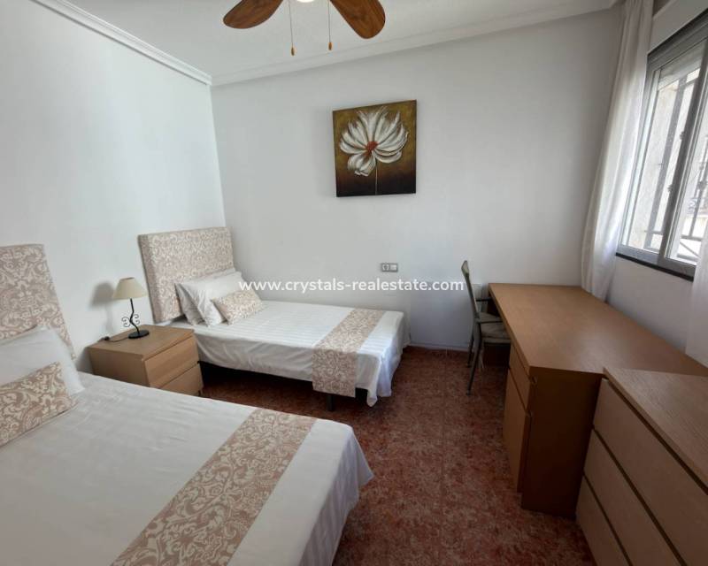 Resale - Apartment - Los Montesinos - La Herrada