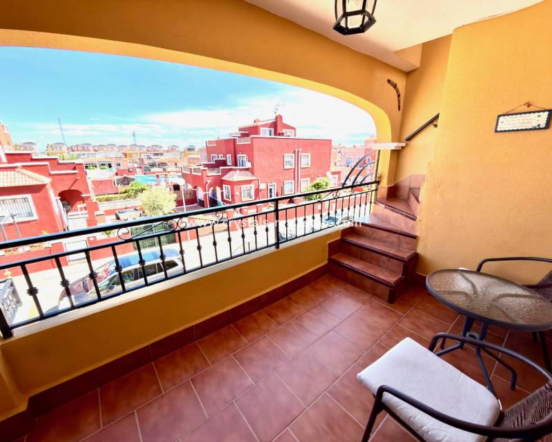Resale - Apartment - Los Montesinos - La Herrada