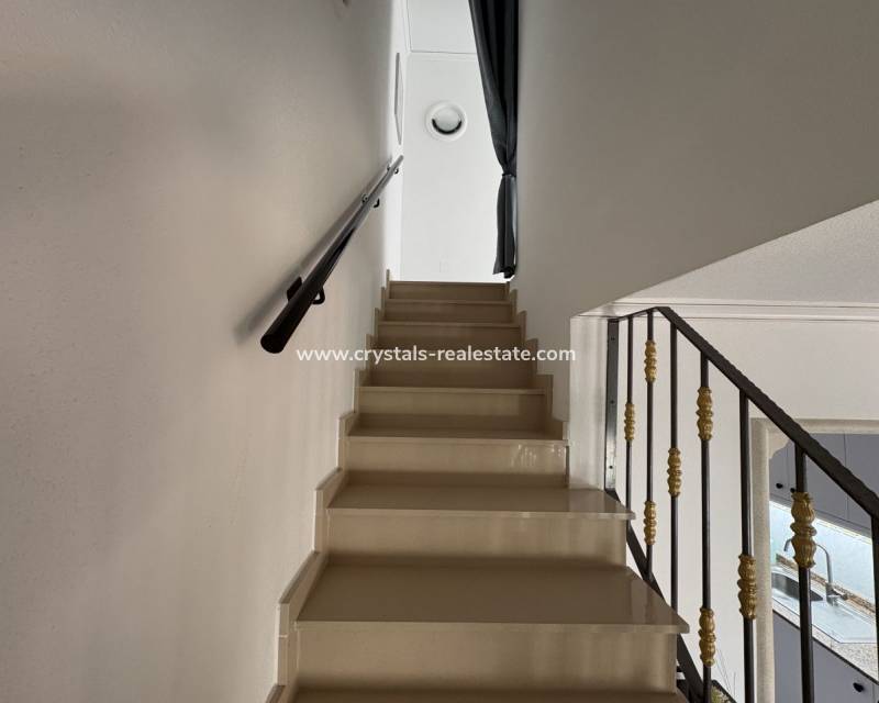 Resale - villa - Rojales - La Marquesa