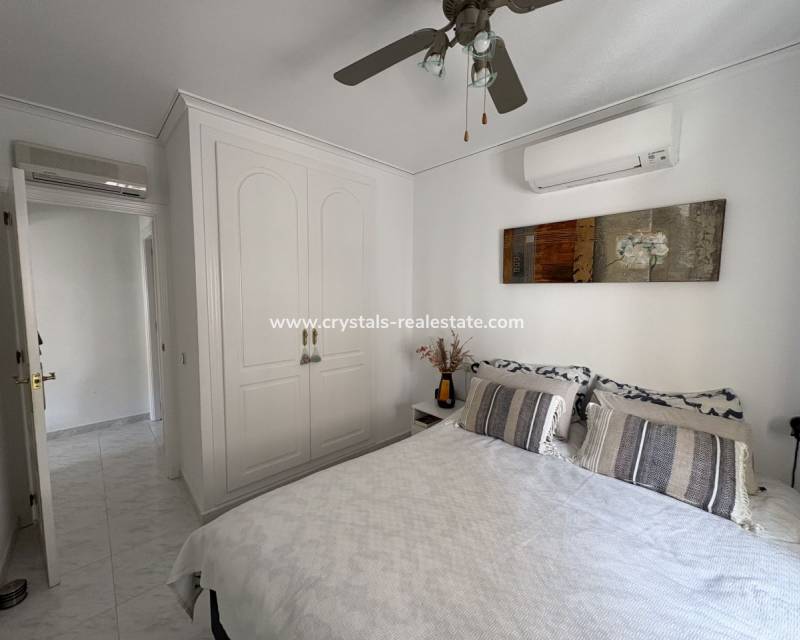 Resale - villa - Rojales - La Marquesa