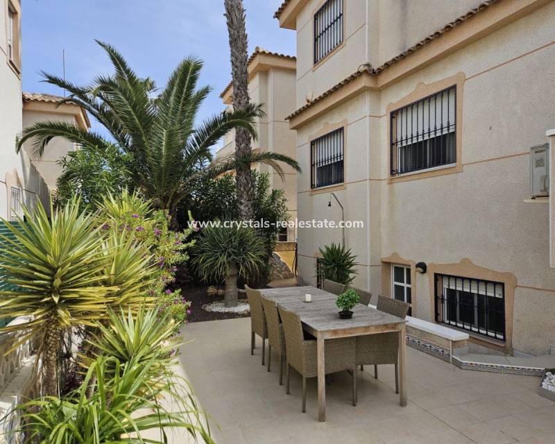 Resale - villa - Rojales - La Marquesa