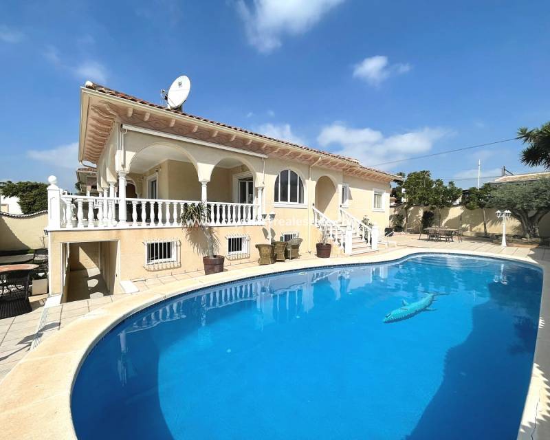 Resale - Detached Villa - Ciudad Quesada - Central Quesada