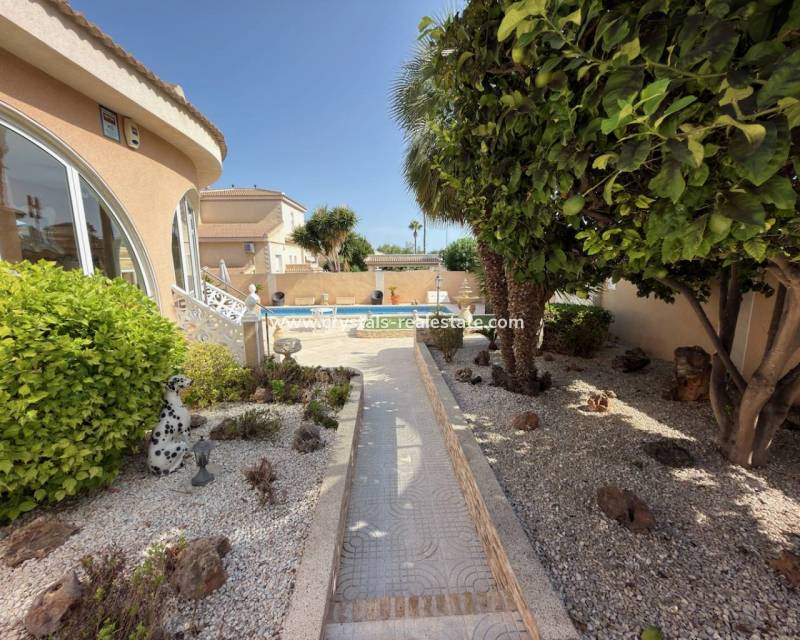 Resale - villa - Ciudad Quesada - Dona Pepa