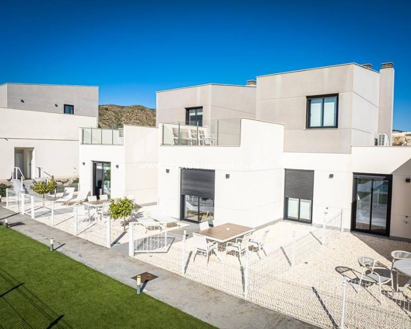 Neubau - Town house - Banos y Mendigo - Altaona Golf