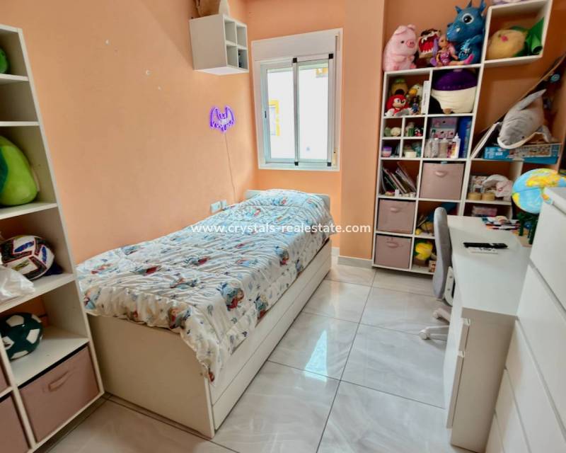 Resale - Apartment - Catral