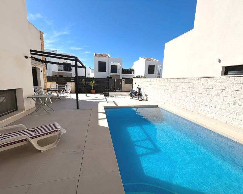 Resale - semi-detached - Ciudad Quesada - Pueblo Bravo