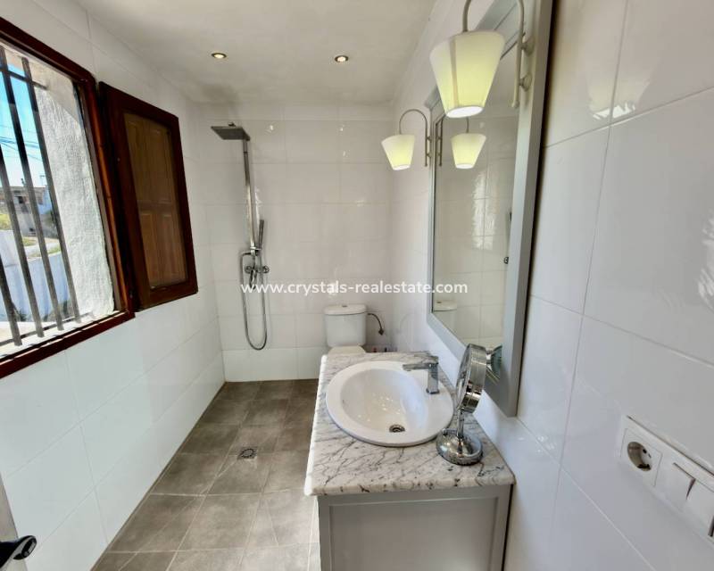 Resale - Finca / Country Property - Dolores - Comunidad Valenciana
