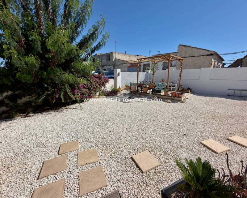 Resale - Finca / Country Property - Dolores - Comunidad Valenciana