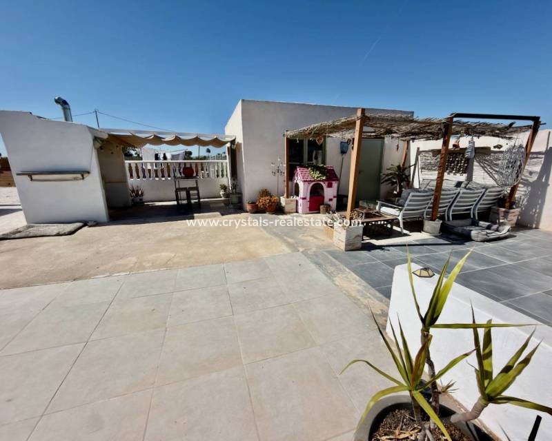 Resale - Finca / Country Property - Dolores - Comunidad Valenciana