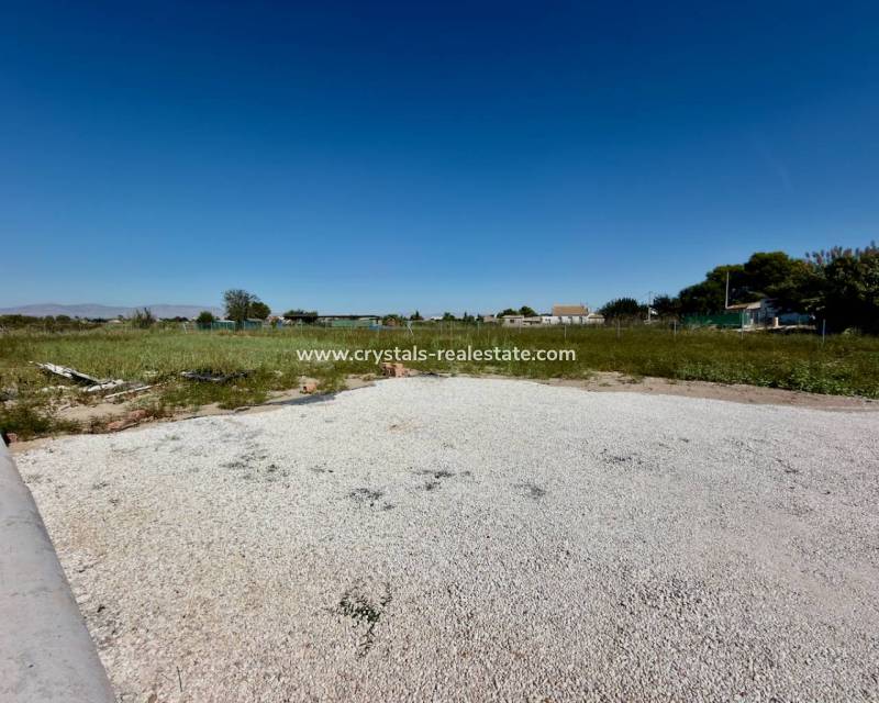 Resale - Finca / Country Property - Dolores - Comunidad Valenciana