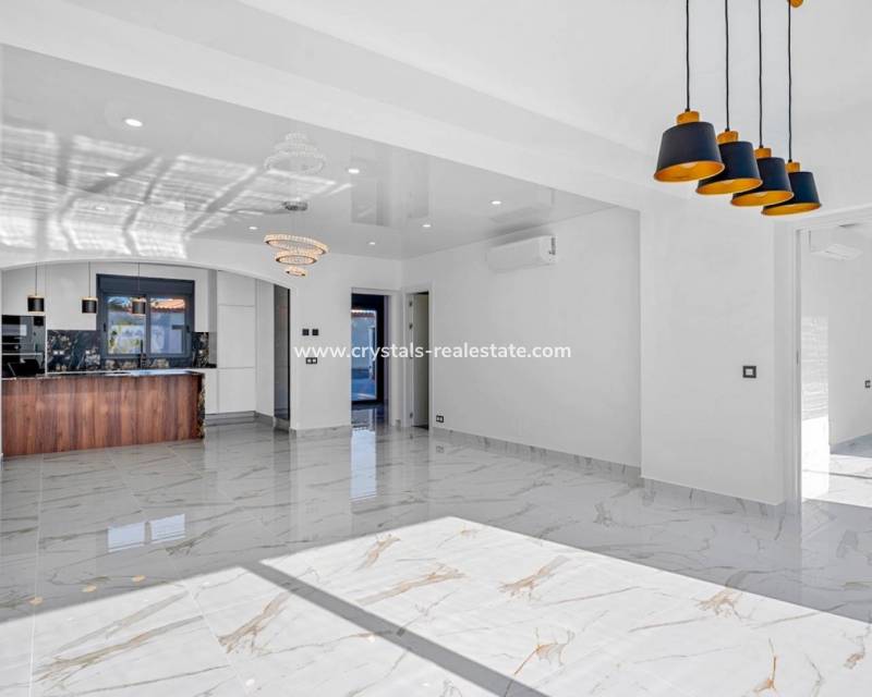 Resale - villa - Ciudad Quesada