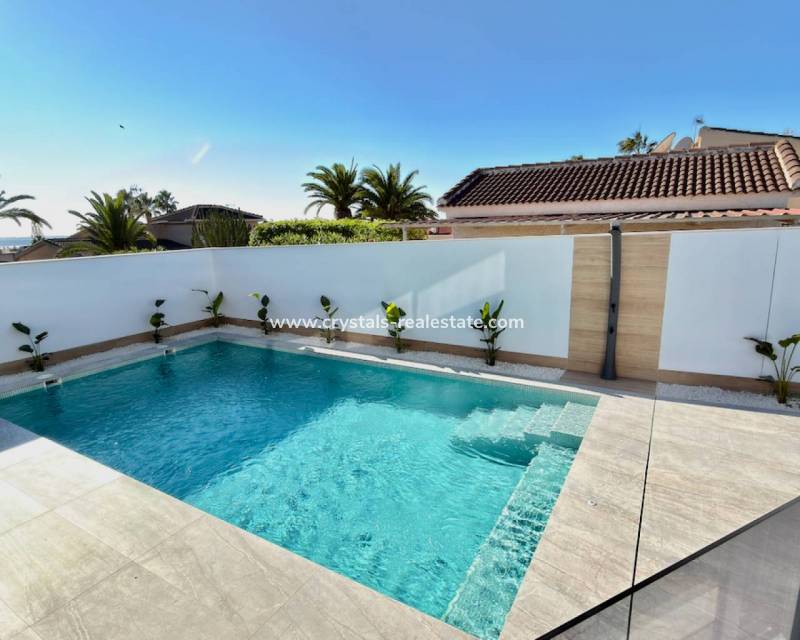 Resale - villa - Ciudad Quesada