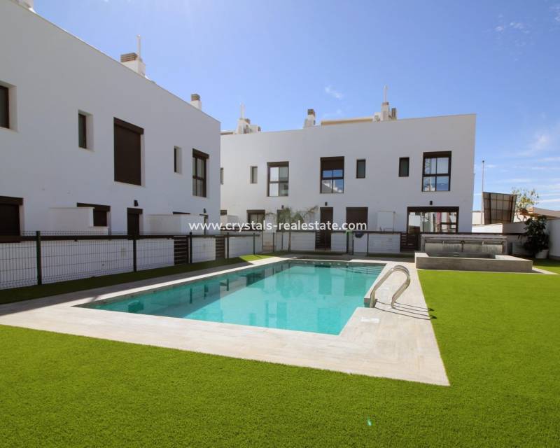 New Build - villa - Pilar de la Horadada - parque Andromeda